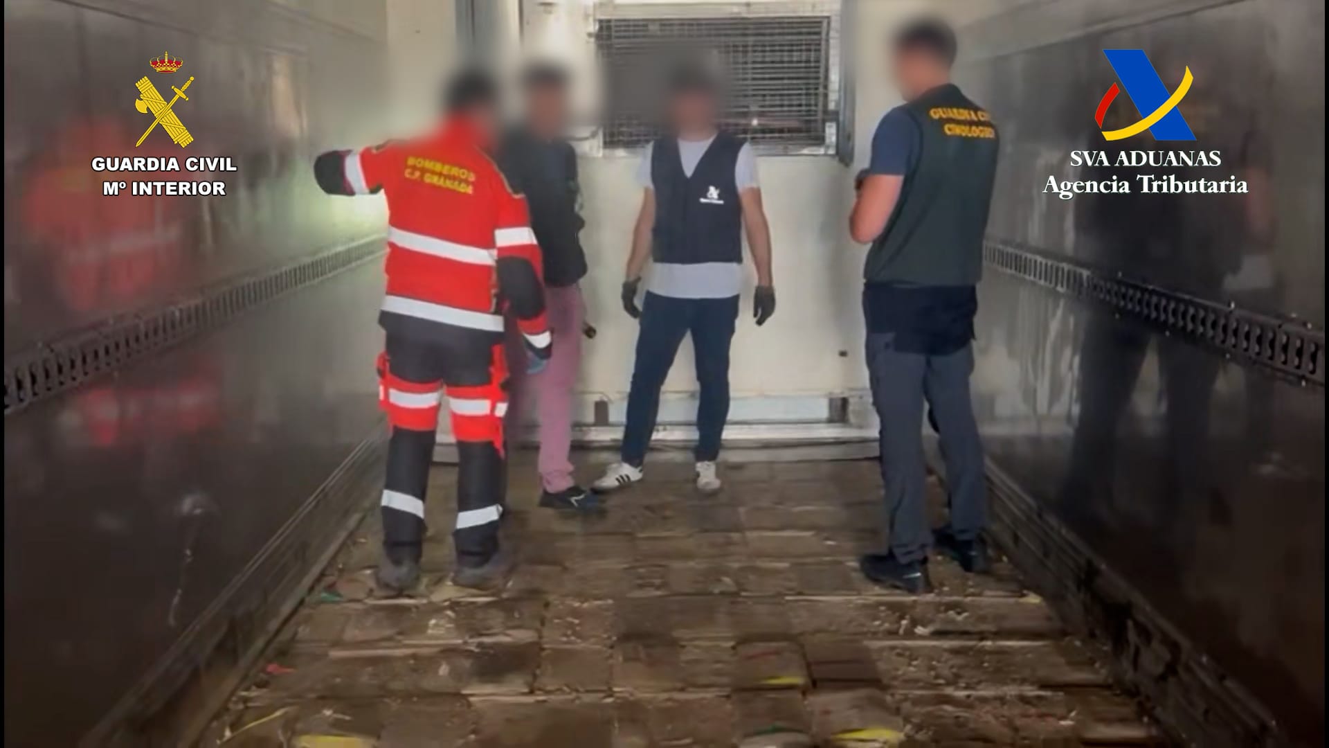 طنجة المتوسط 15 اكتشاف حوالي 3 أطنان من الحشيش داخل شاحنة تجاوزت تفتيش طنجة المتوسط