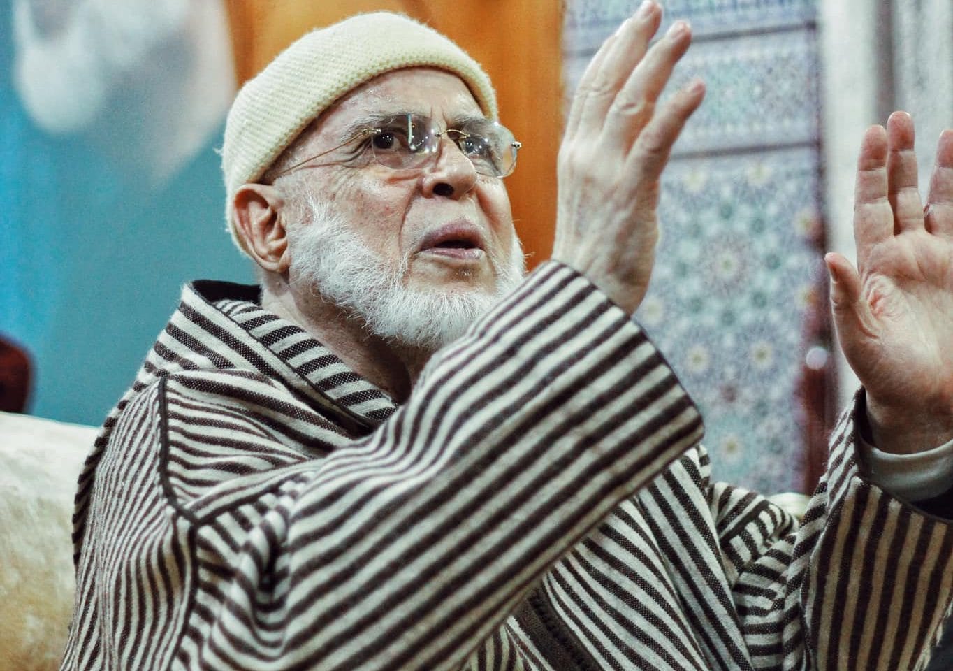 الملك محمد السادس 14 الملك يعزي في وفاة جمال الدين القادري بودشيش